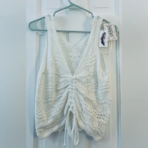 NWT JESSICA SIMPSON White Hollowed Knit V-Neck Drawstring Vest. Size: Small - Picture 2 of 8